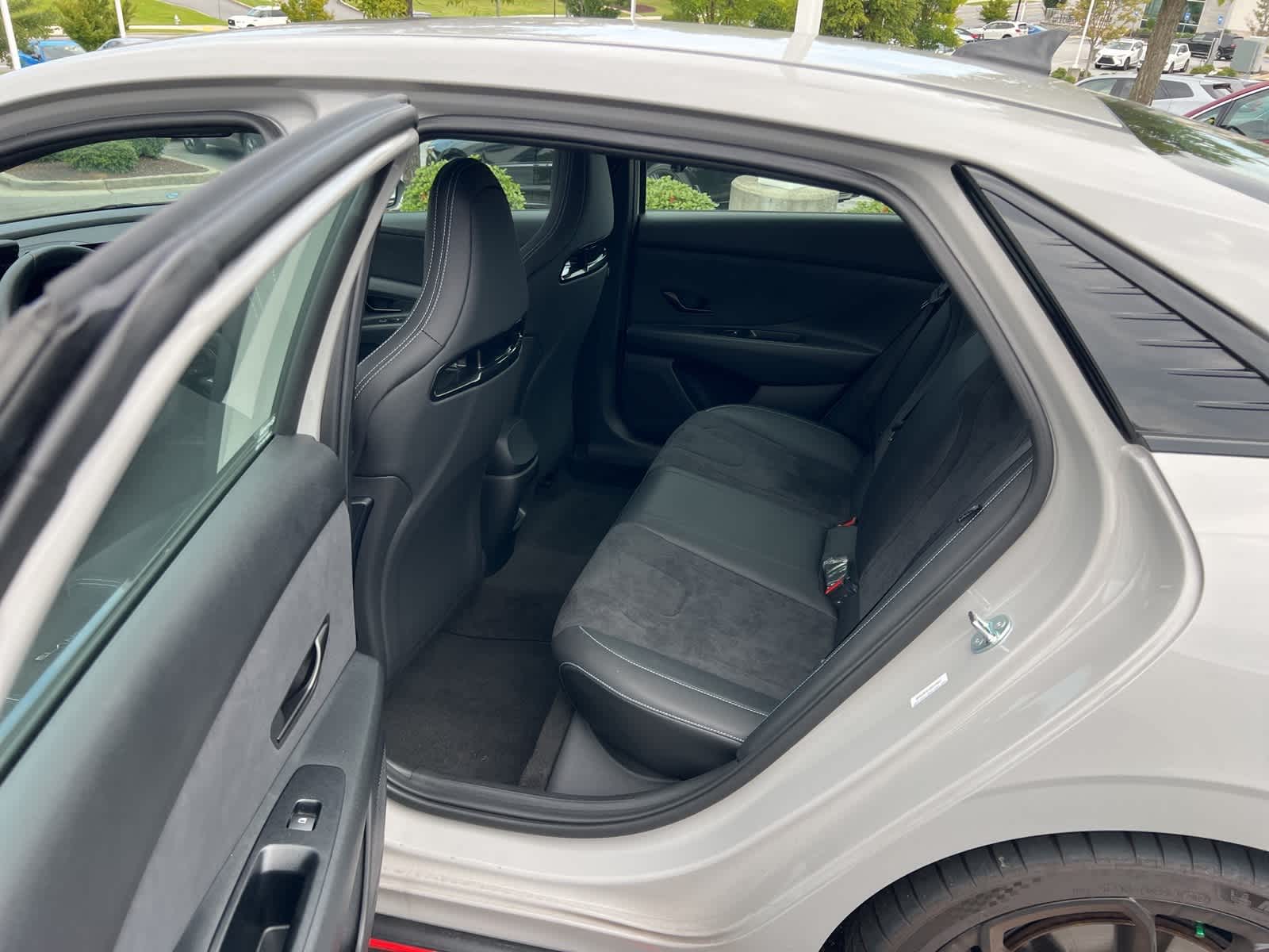 Thumbnail: 2025 Hyundai Elantra - 15