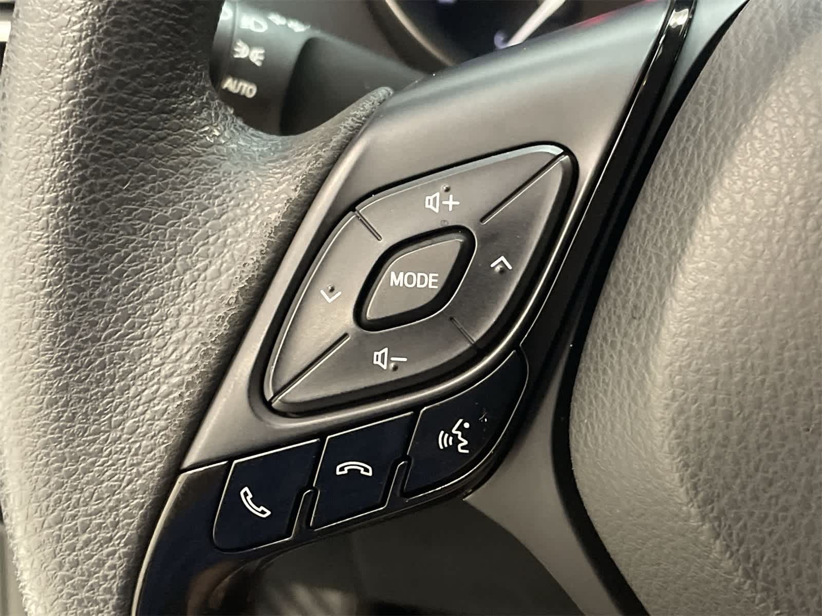 Thumbnail: 2021 Toyota C-HR - 9