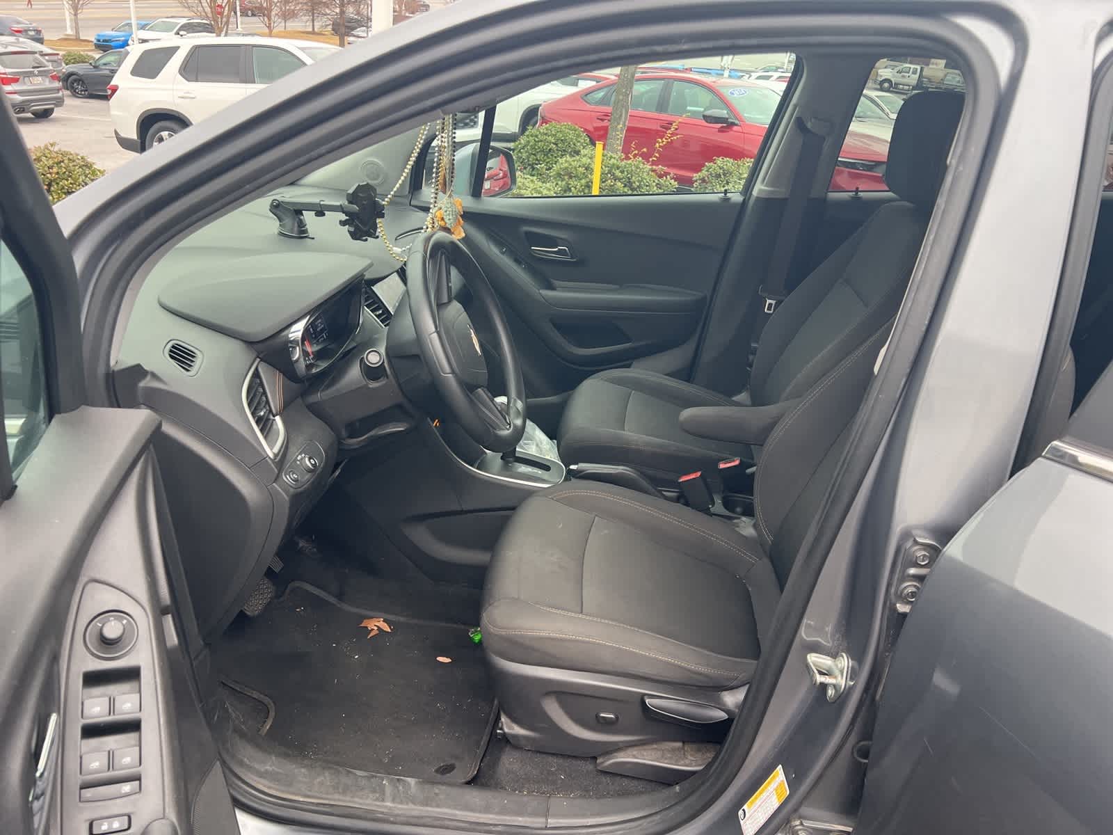 Thumbnail: 2020 Chevrolet Trax - 15