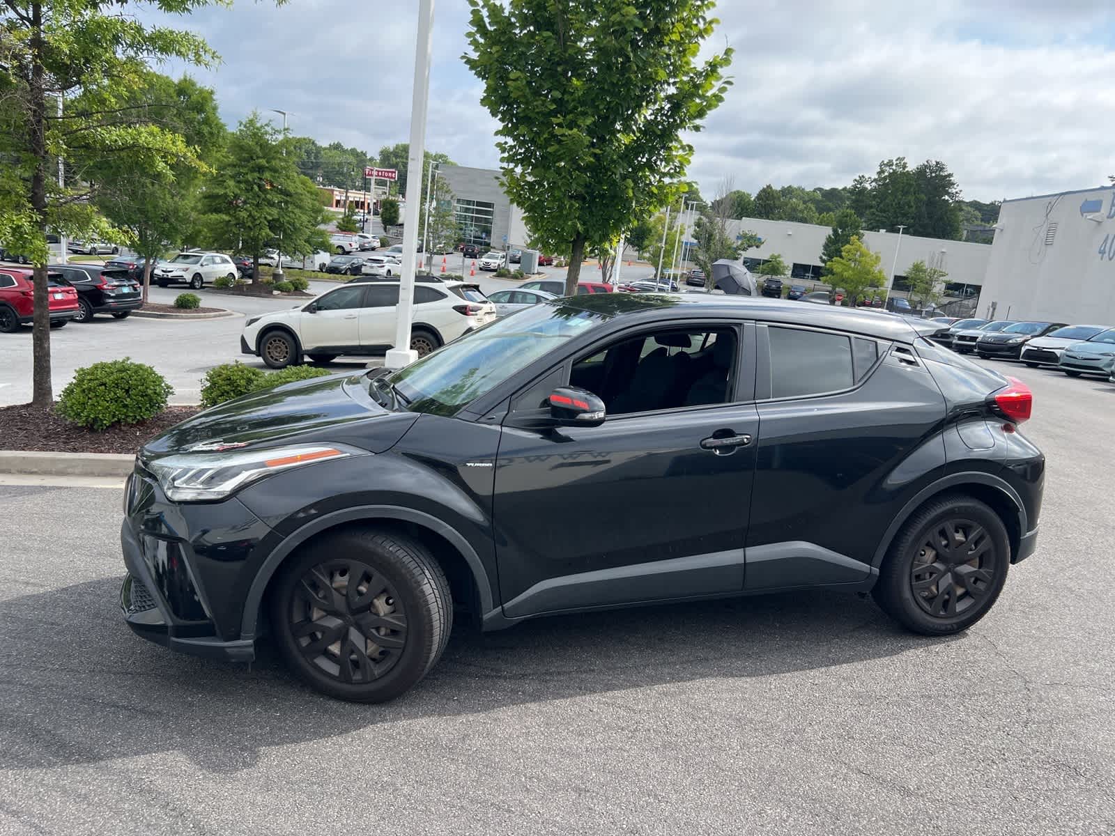 2020 Toyota C-HR LE 5