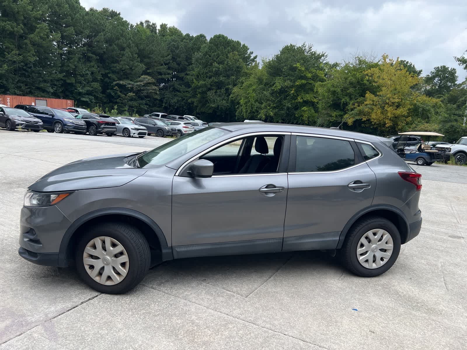 Thumbnail: 2020 Nissan Rogue Sport - 6