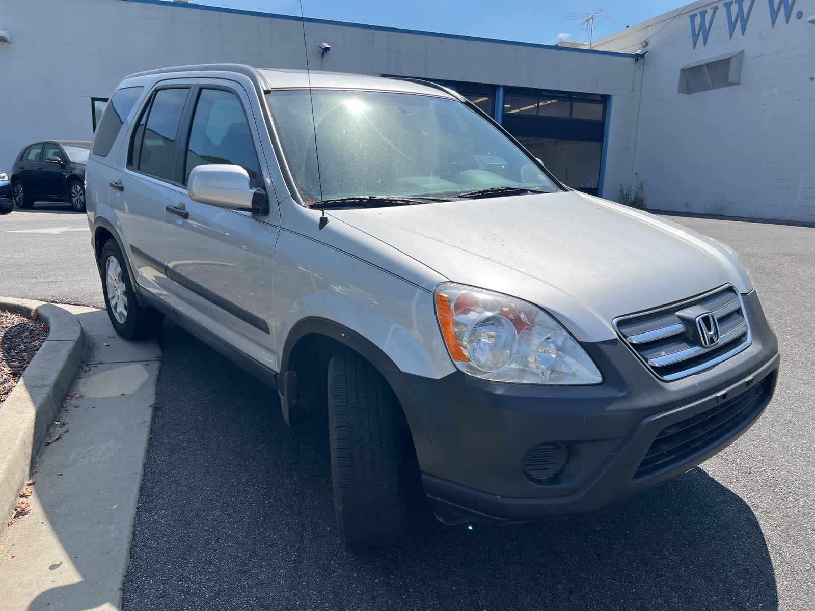 Thumbnail: 2005 Honda CR-V - 12