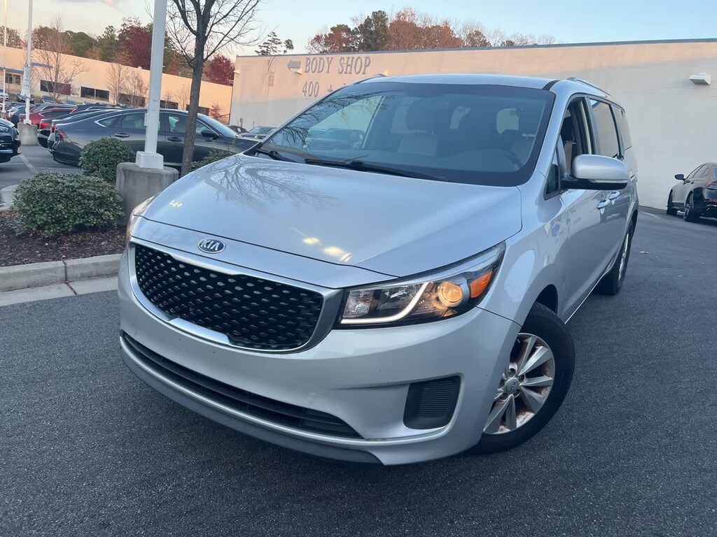 Used 2016 Kia Sedona LX FWD Van