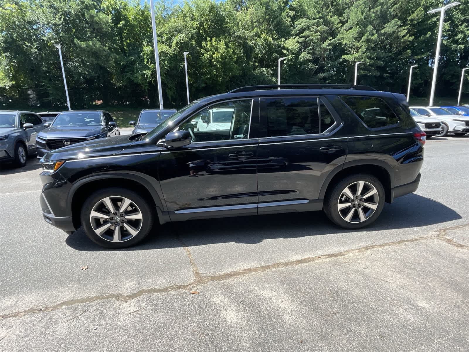 Thumbnail: 2025 Honda Pilot - 2