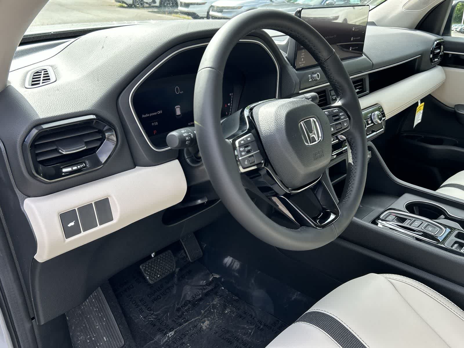 Thumbnail: 2026 Honda Pilot - 13