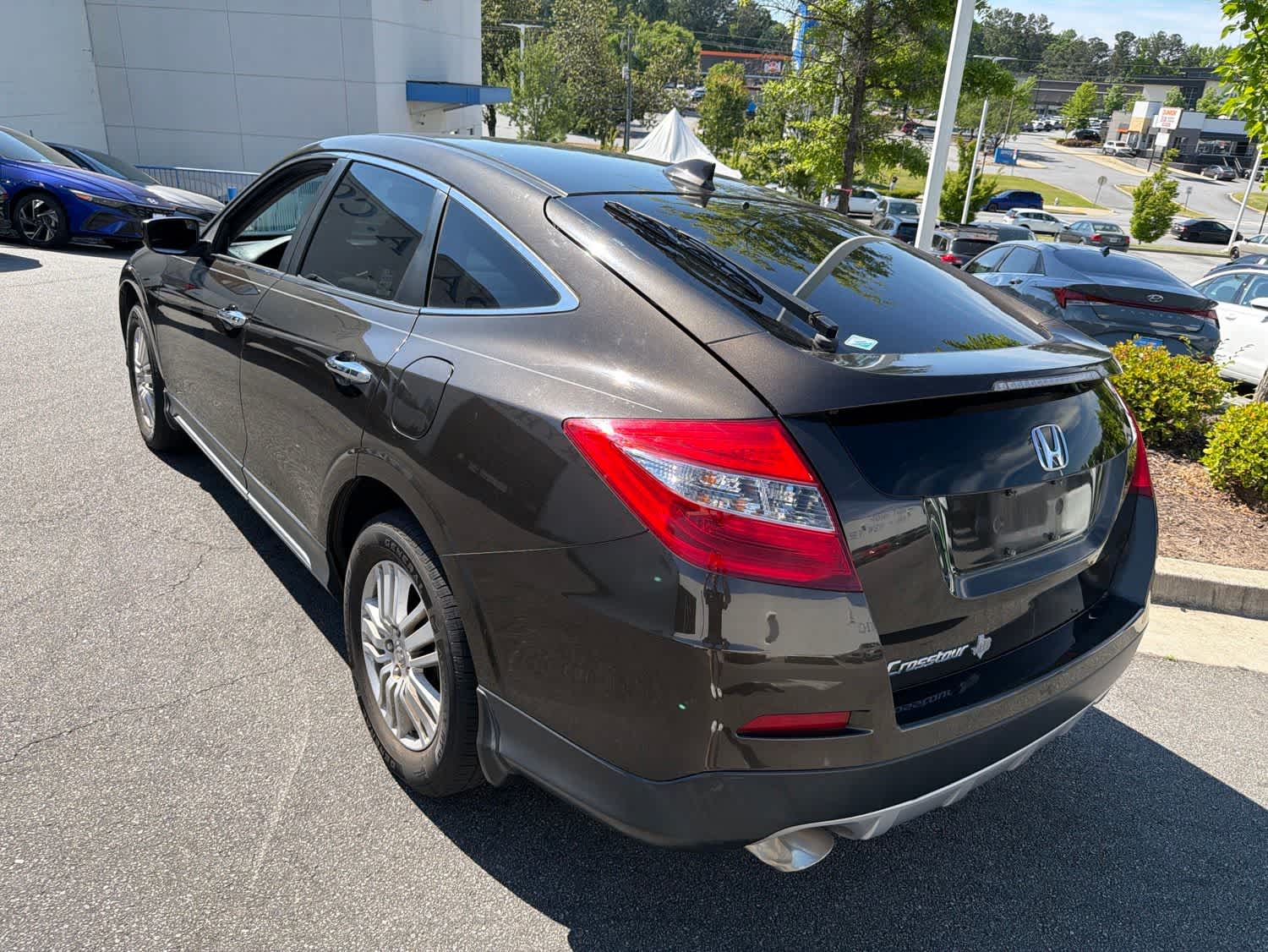 Thumbnail: 2013 Honda Crosstour - 8