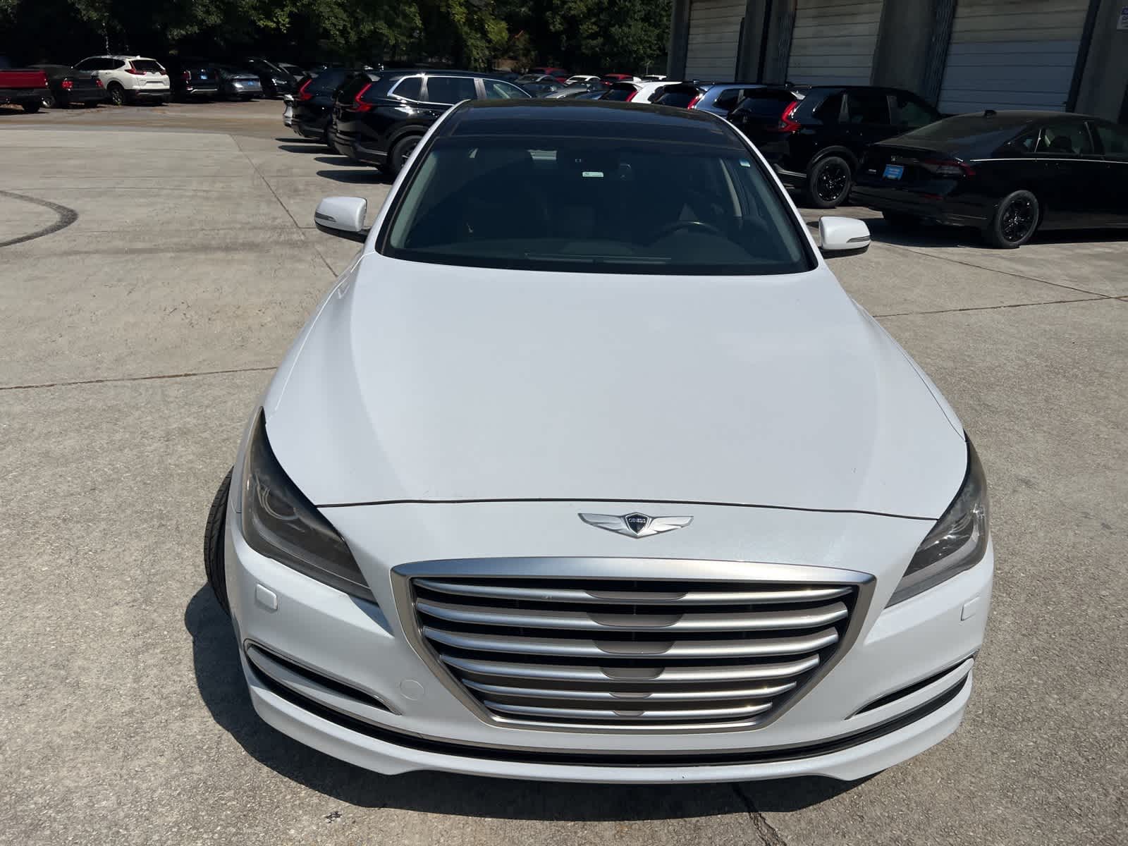 Thumbnail: 2015 Hyundai Genesis - 14