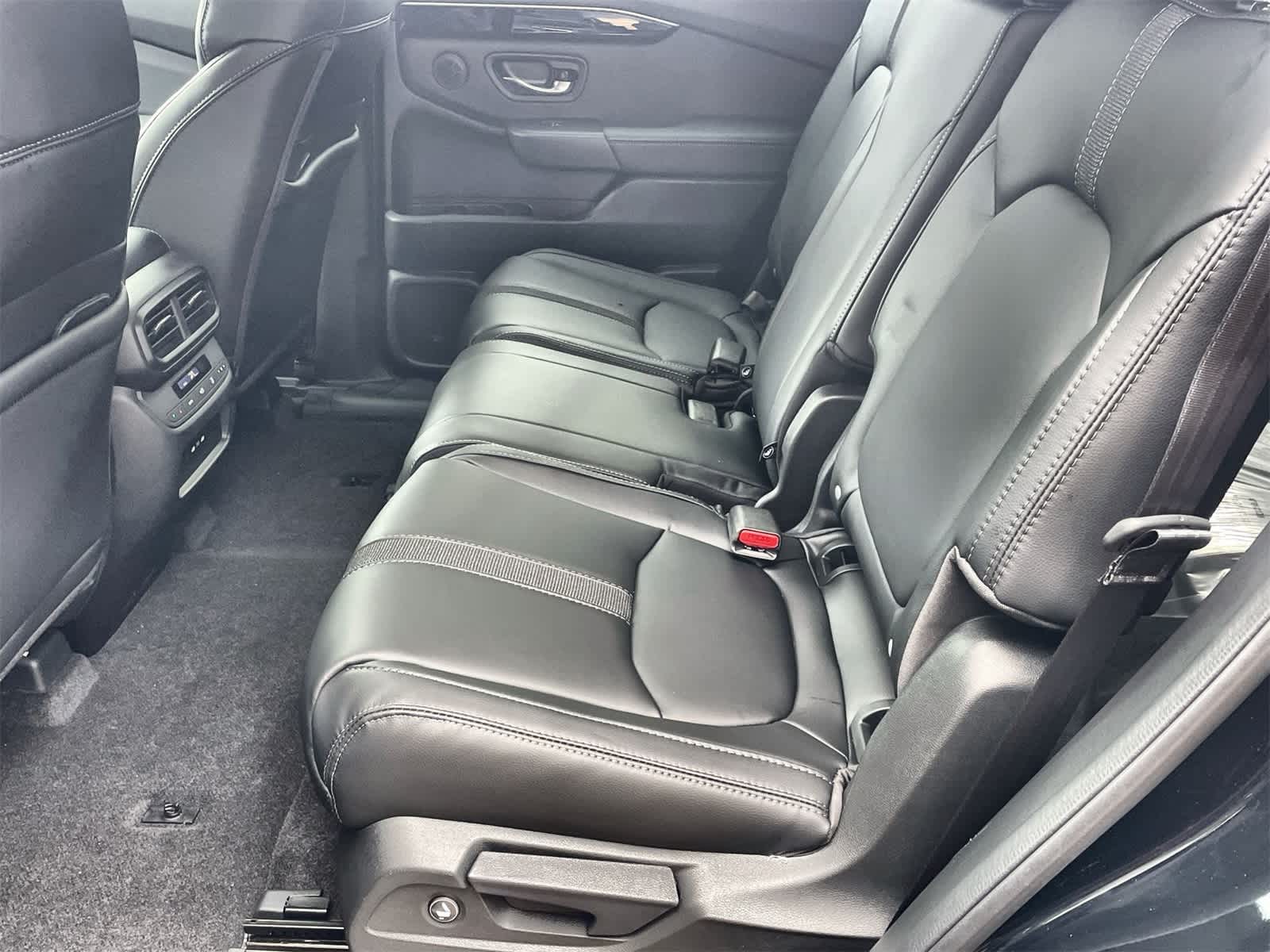 Thumbnail: 2025 Honda Pilot - 10