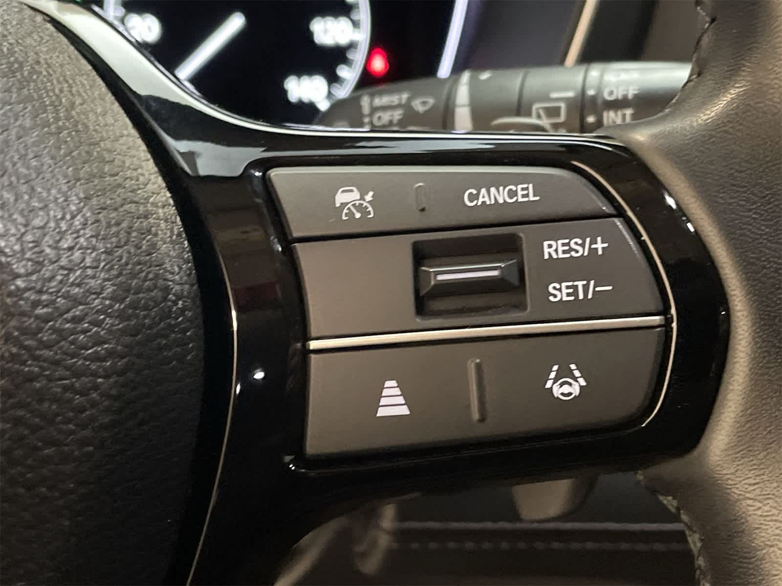 Thumbnail: 2024 Honda Pilot - 14