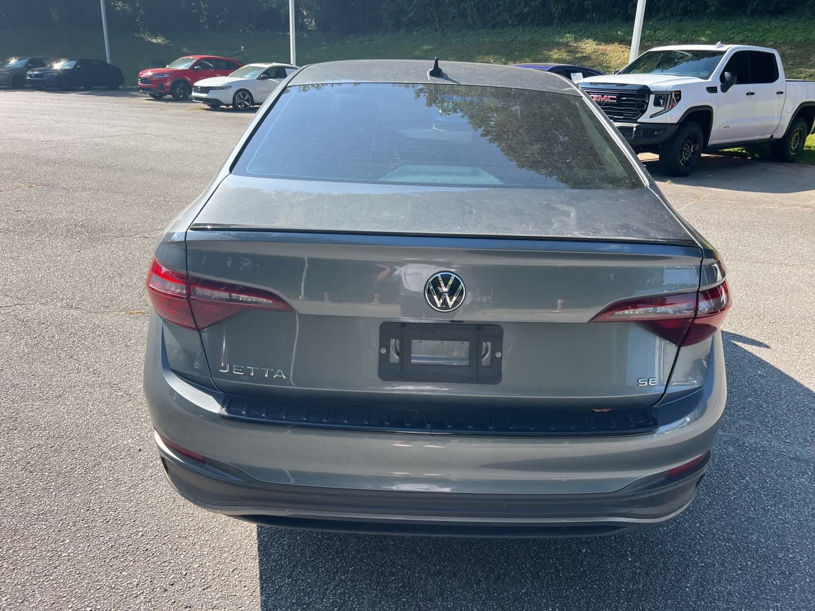 Thumbnail: 2024 Volkswagen Jetta - 10
