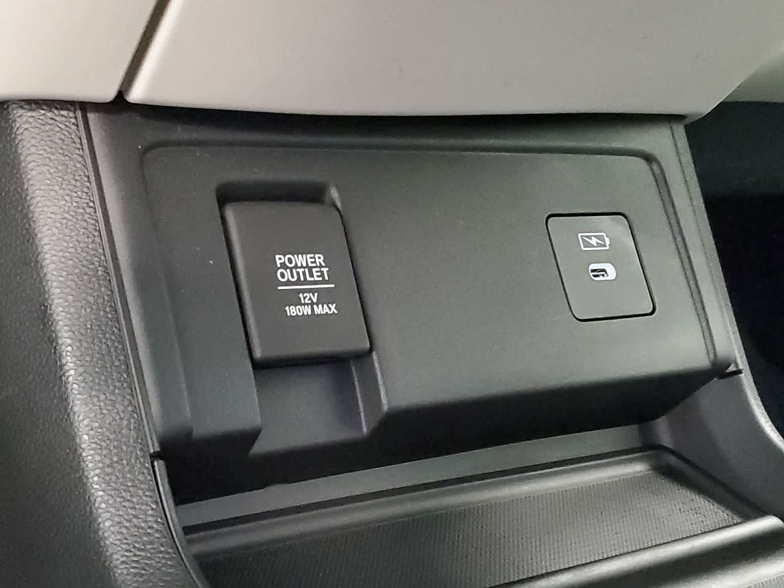 Thumbnail: 2025 Acura RDX - 8