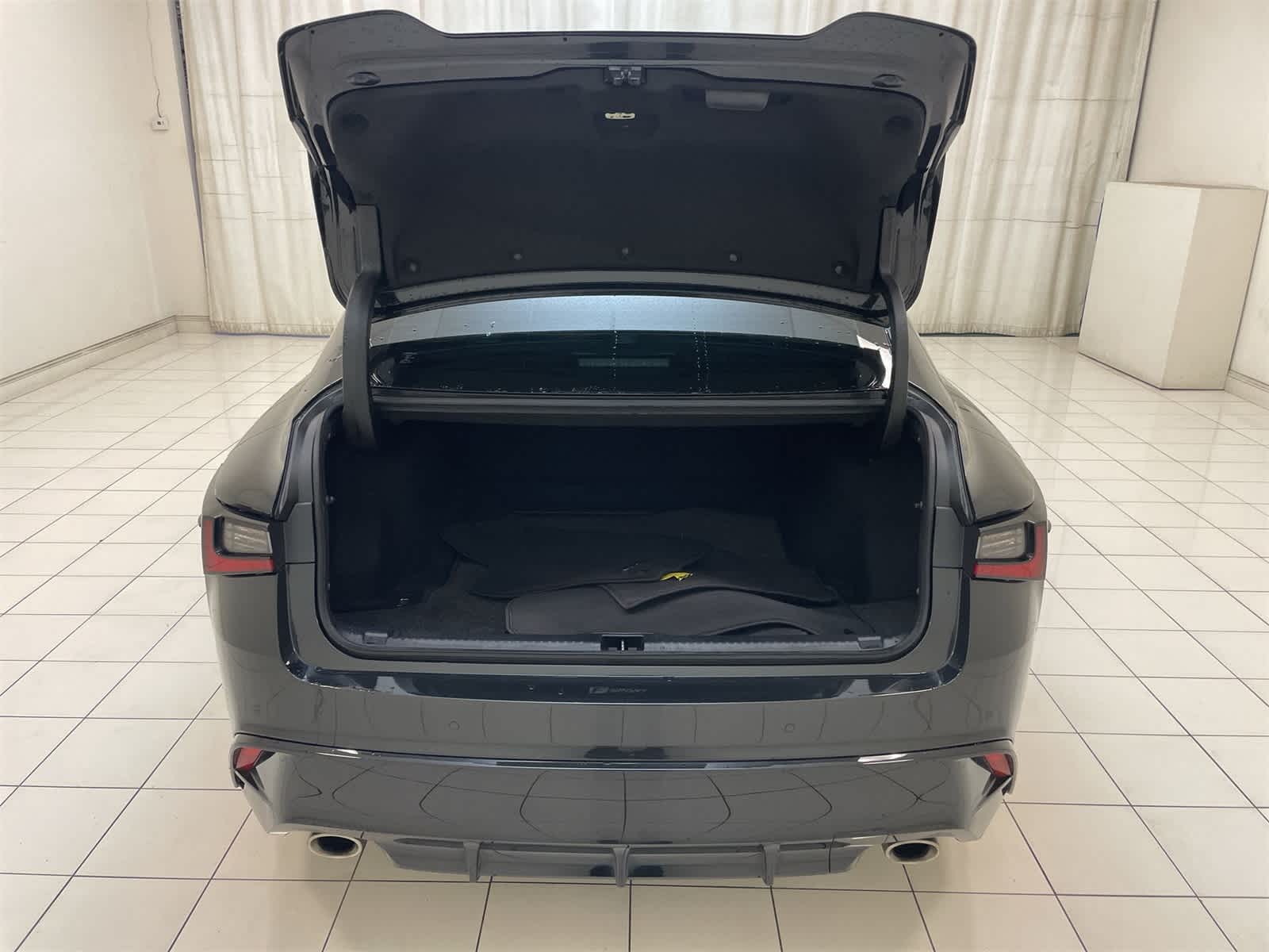 Thumbnail: 2024 Lexus IS - 23