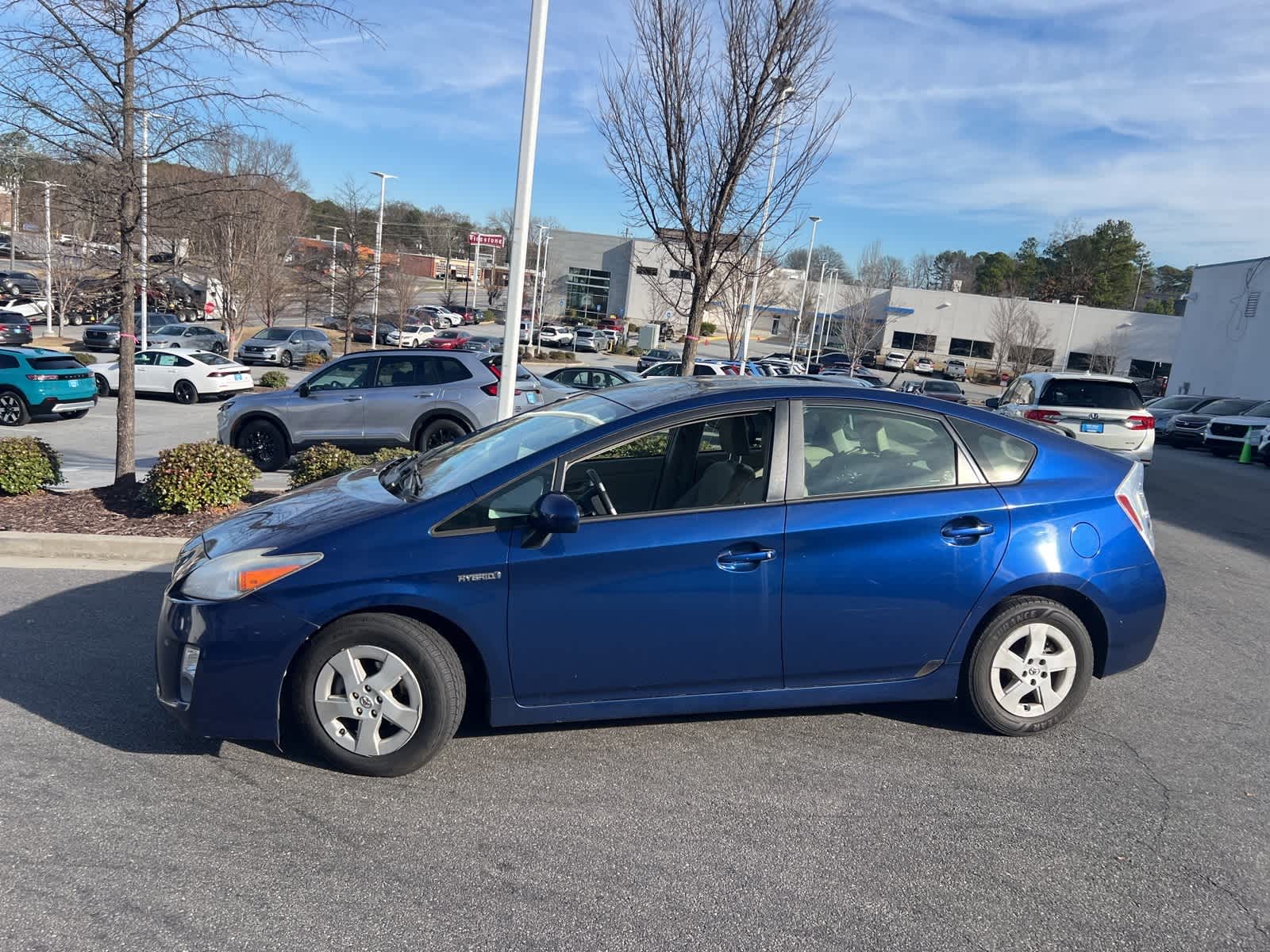 Thumbnail: 2011 Toyota Prius - 6