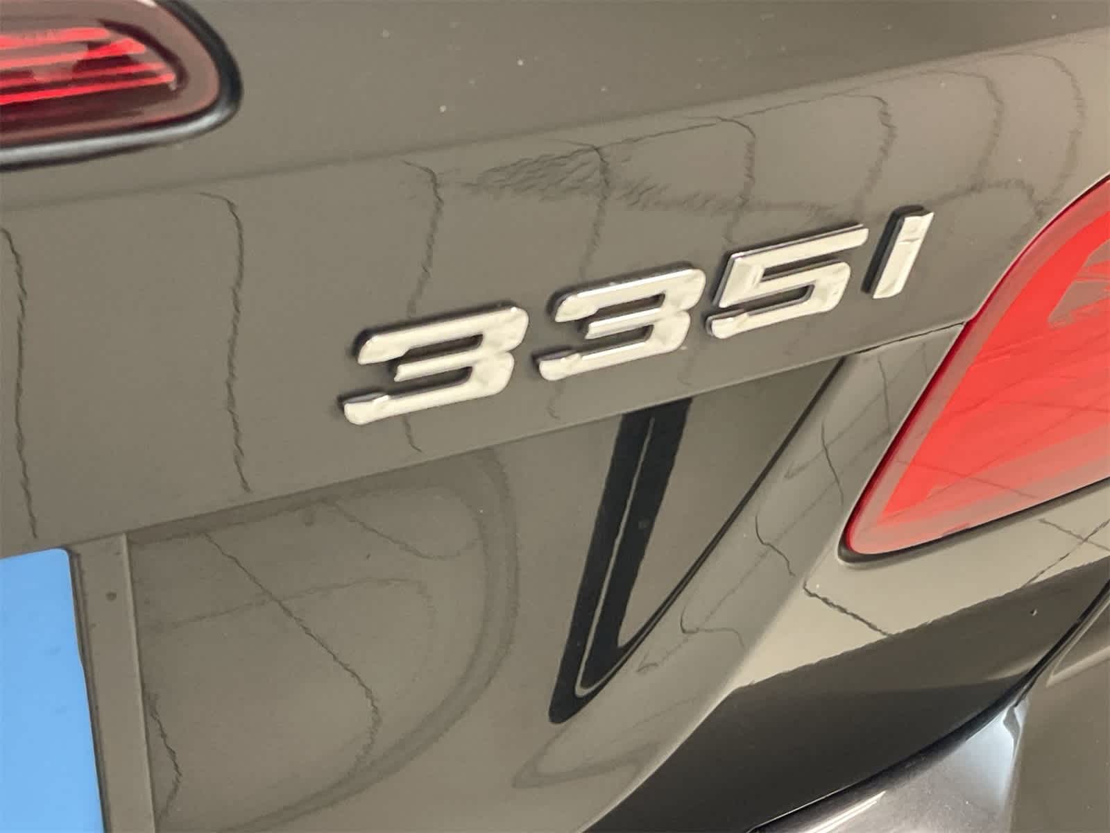 Thumbnail: 2013 BMW 3 Series - 21