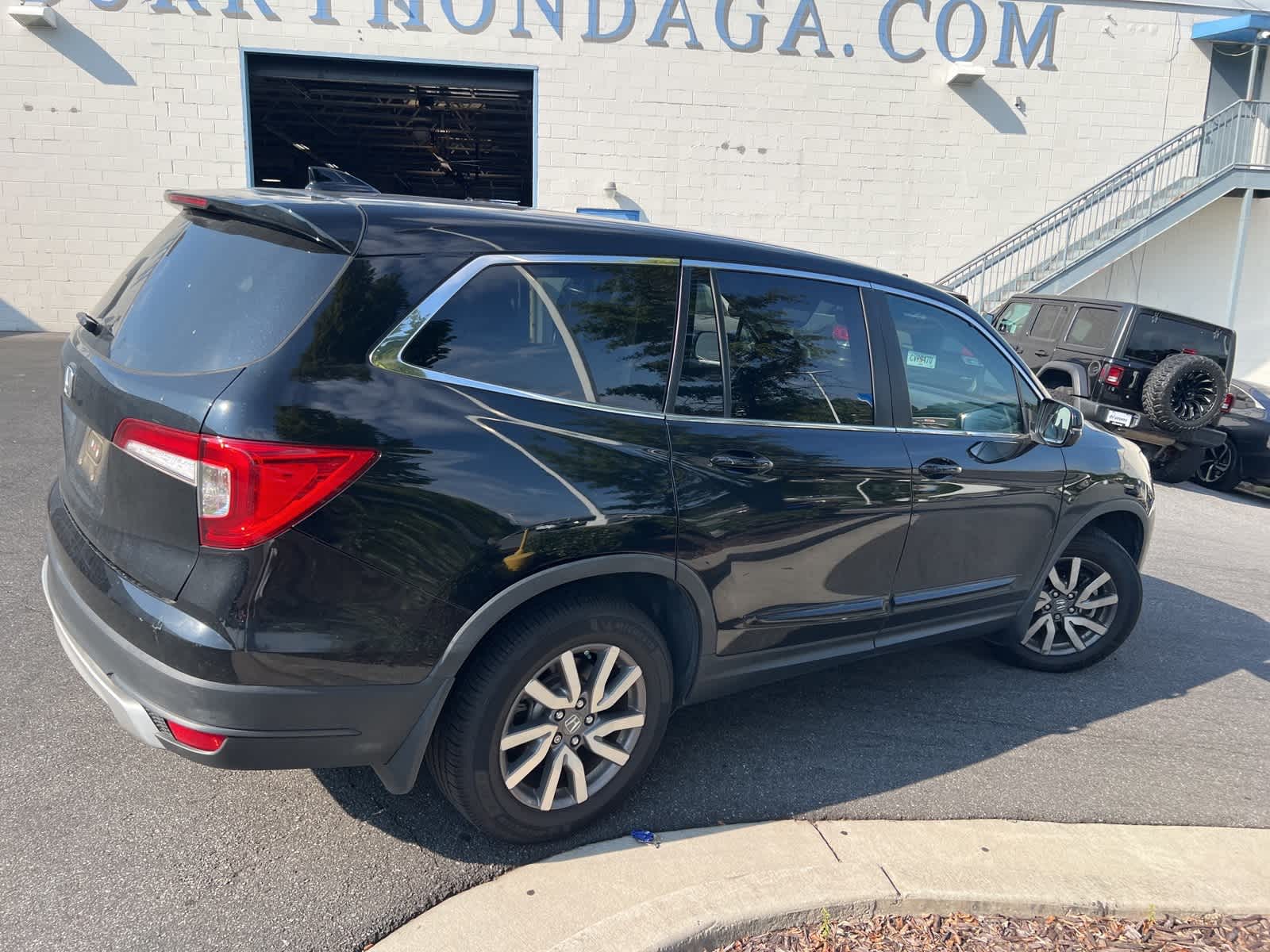 Thumbnail: 2020 Honda Pilot - 11