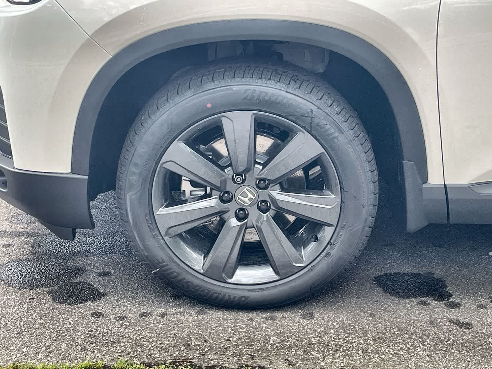 Thumbnail: 2026 Honda Pilot - 7