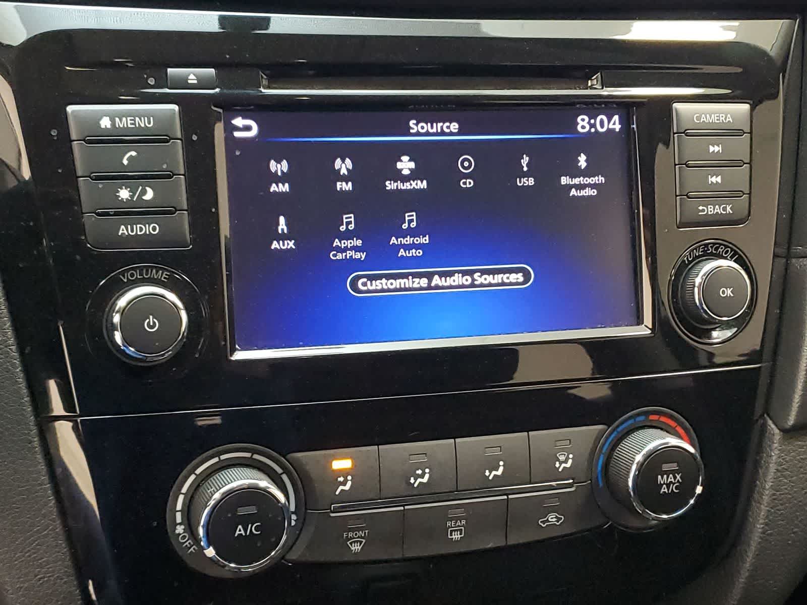 Thumbnail: 2018 Nissan Rogue - 4