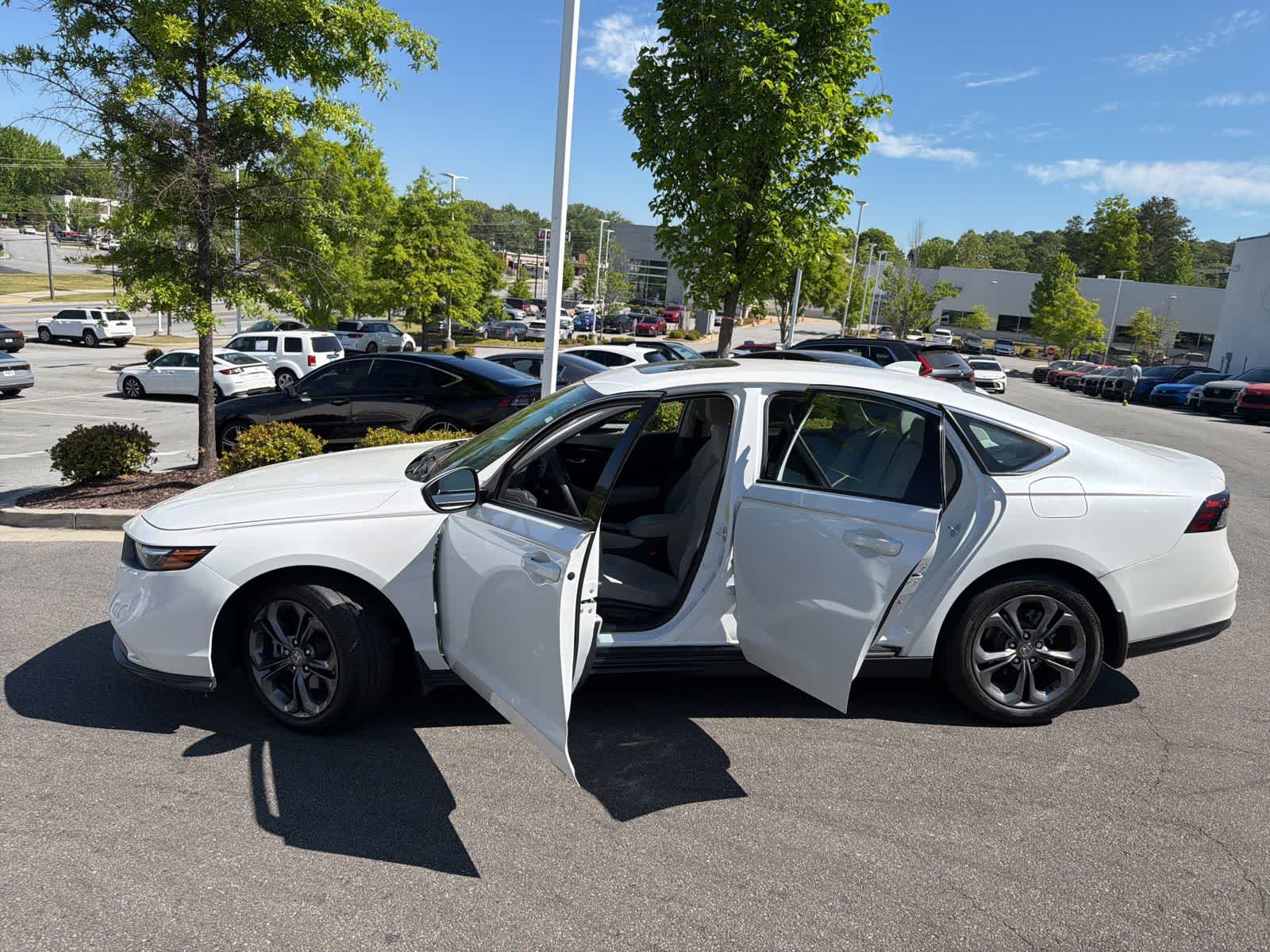 Thumbnail: 2023 Honda Accord - 17