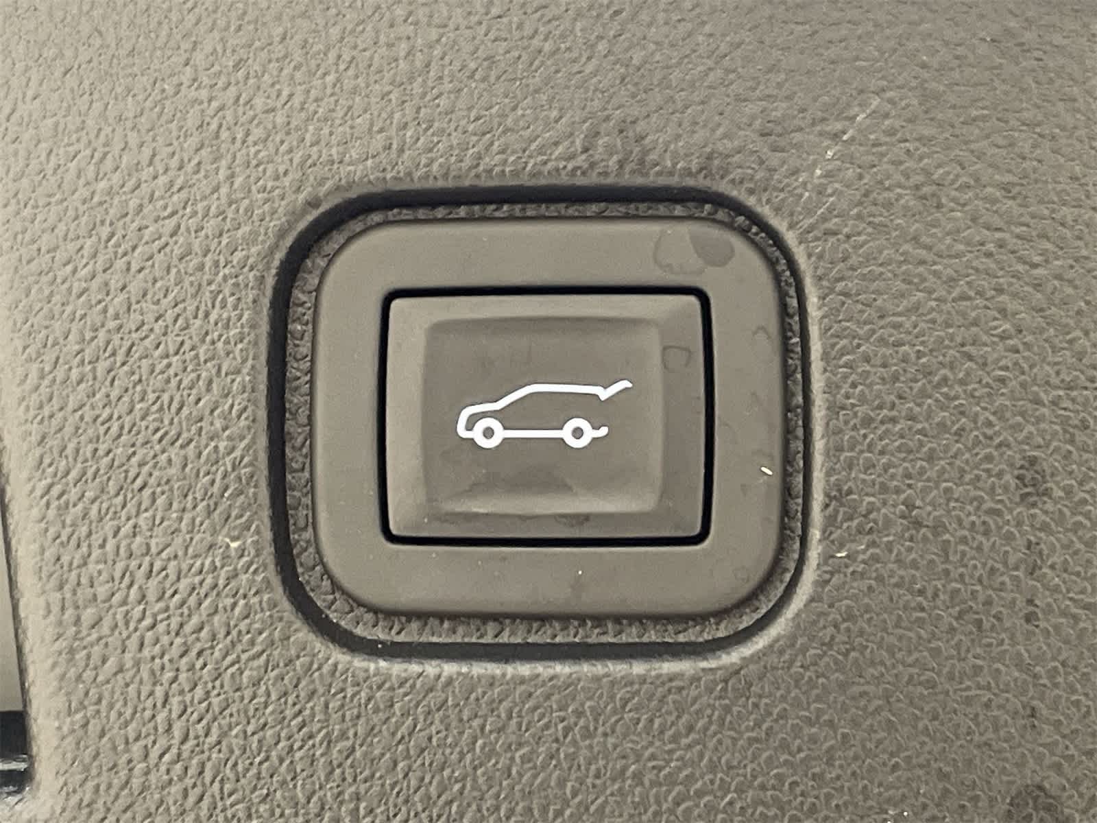 Thumbnail: 2024 Honda Prologue - 25