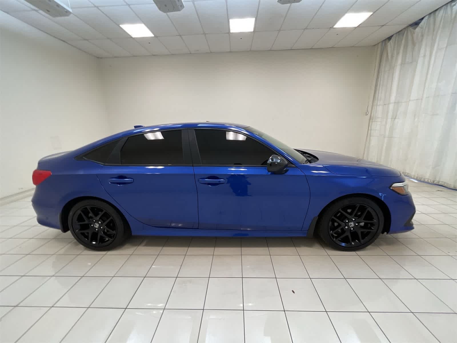 Thumbnail: 2023 Honda Civic - 24