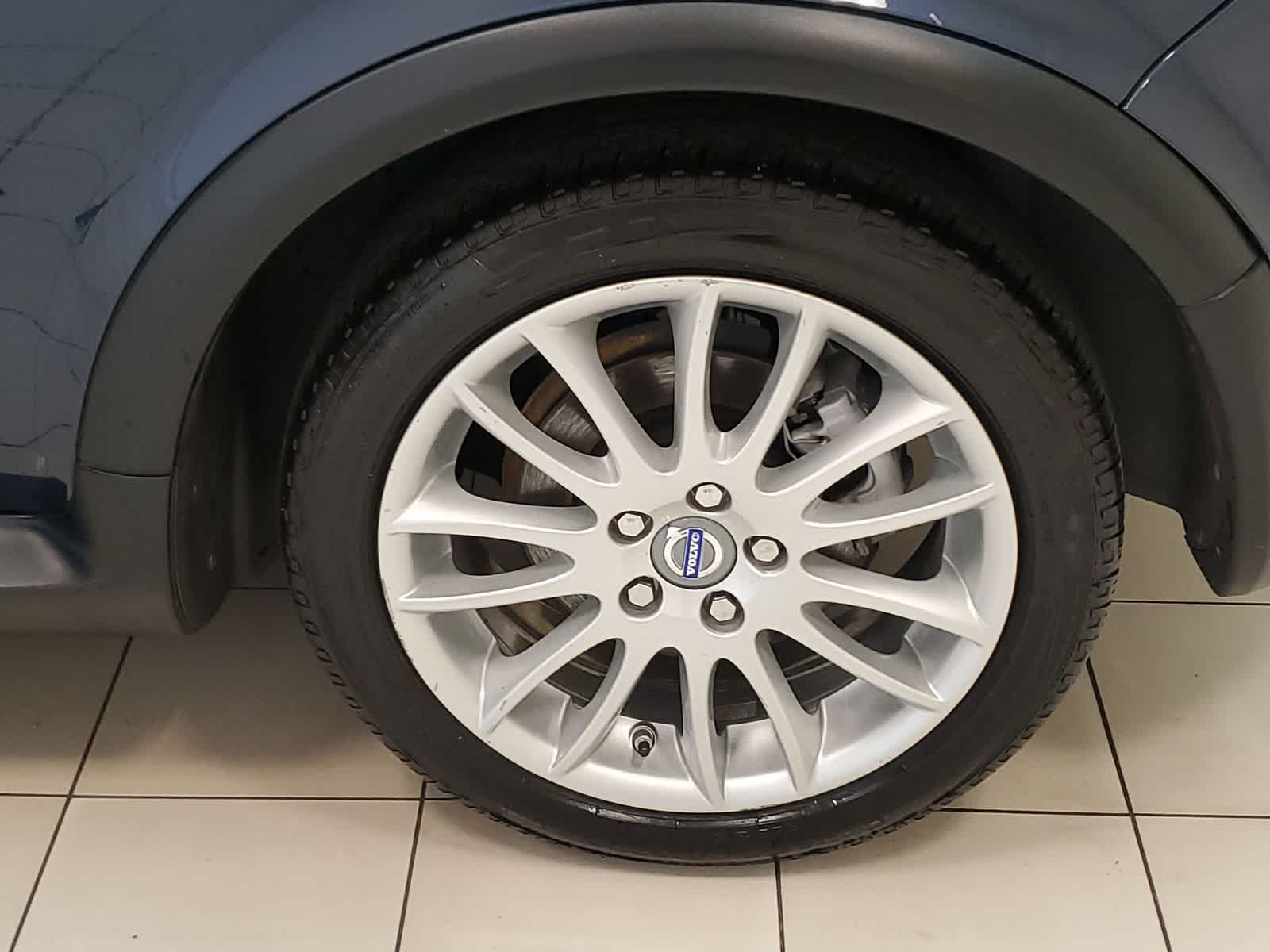 Thumbnail: 2012 Volvo C30 - 20