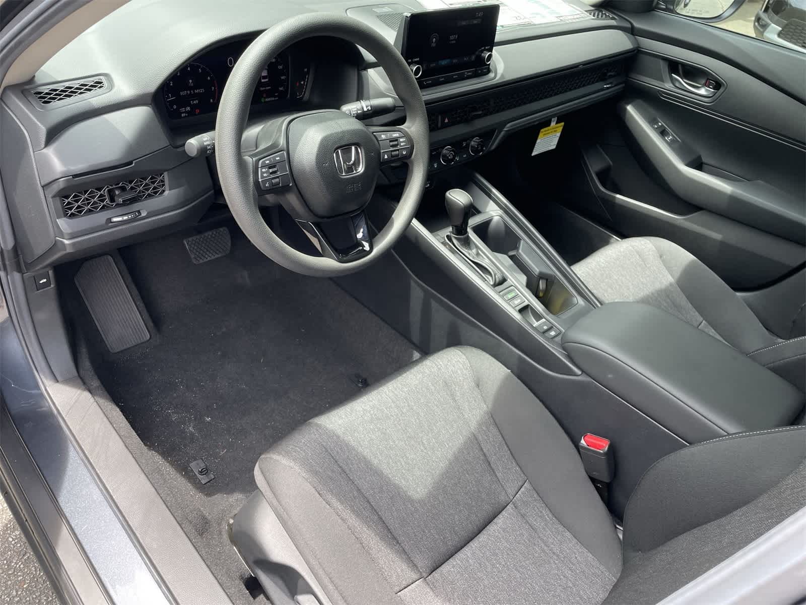 2025 Honda Accord LX 13