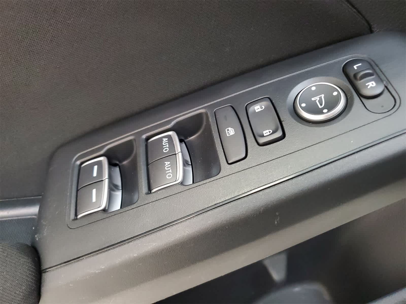 Thumbnail: 2023 Honda Civic - 15