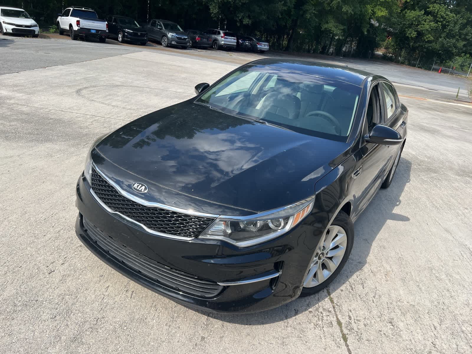 Thumbnail: 2018 Kia Optima - 3