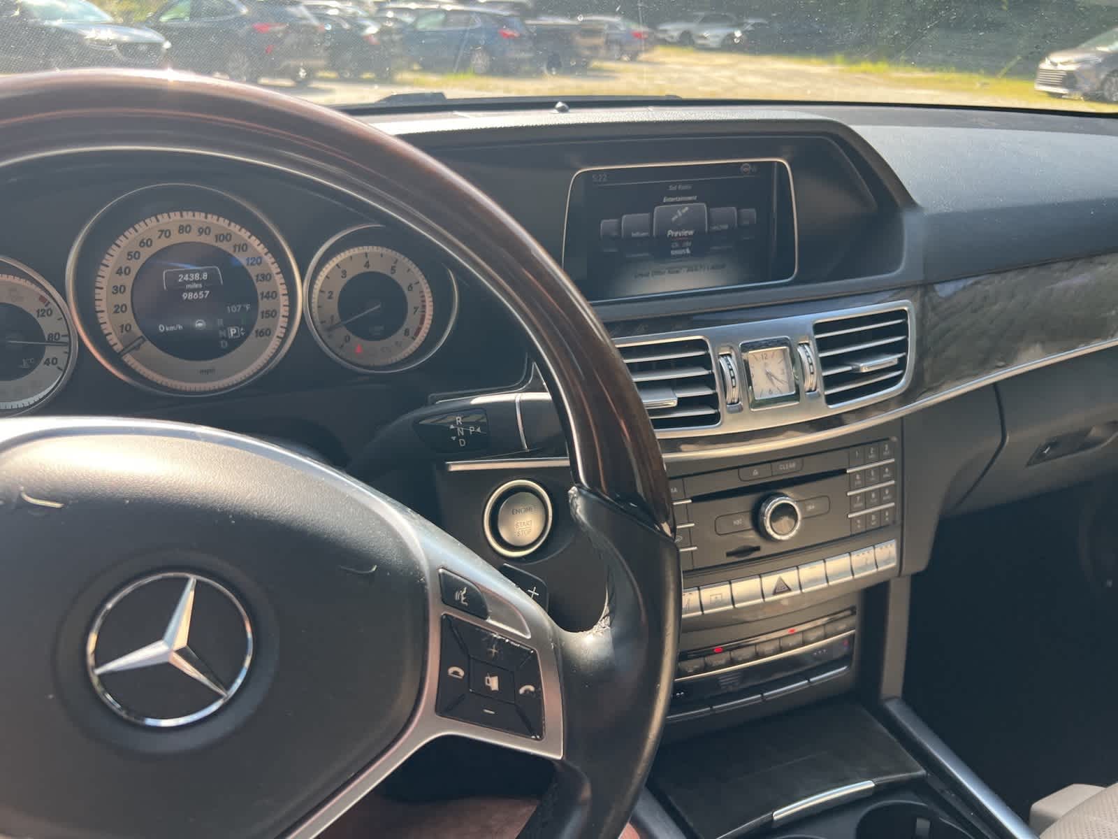 Thumbnail: 2016 Mercedes-Benz E-Class - 20