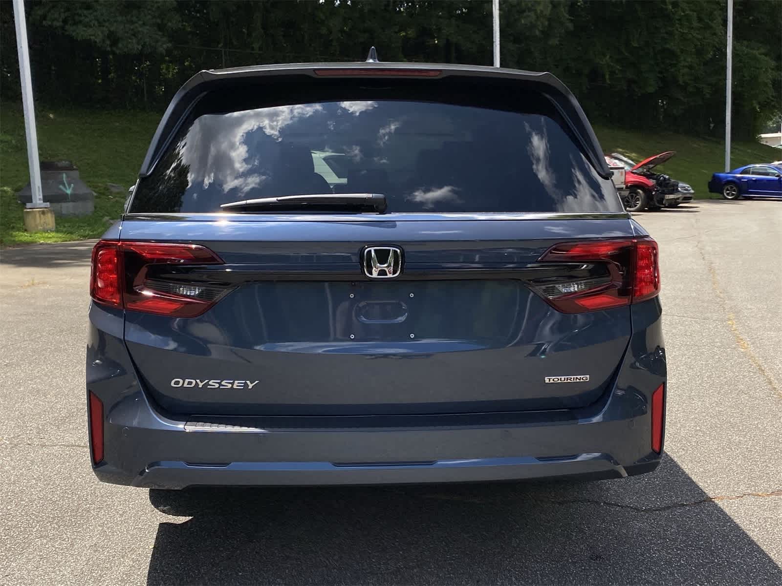 Thumbnail: 2026 Honda Odyssey - 3