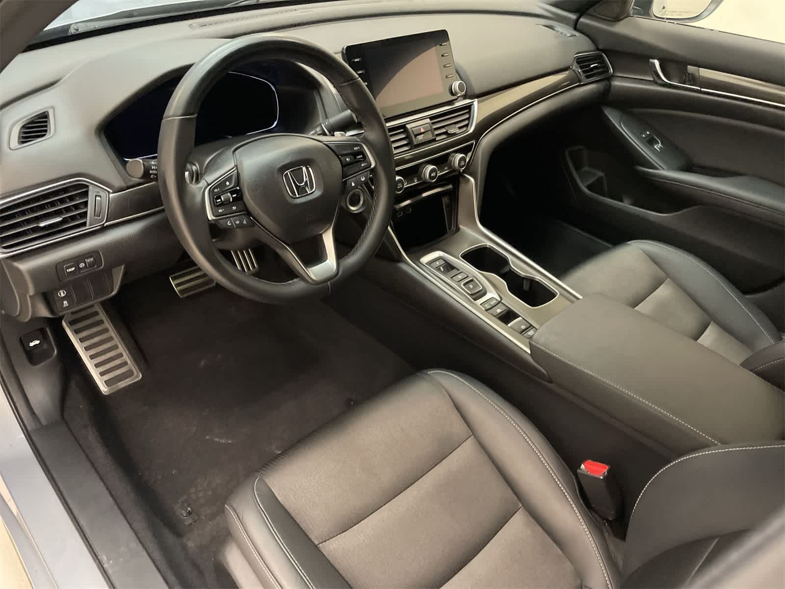 2022 Honda Accord Hybrid Sport photo 2