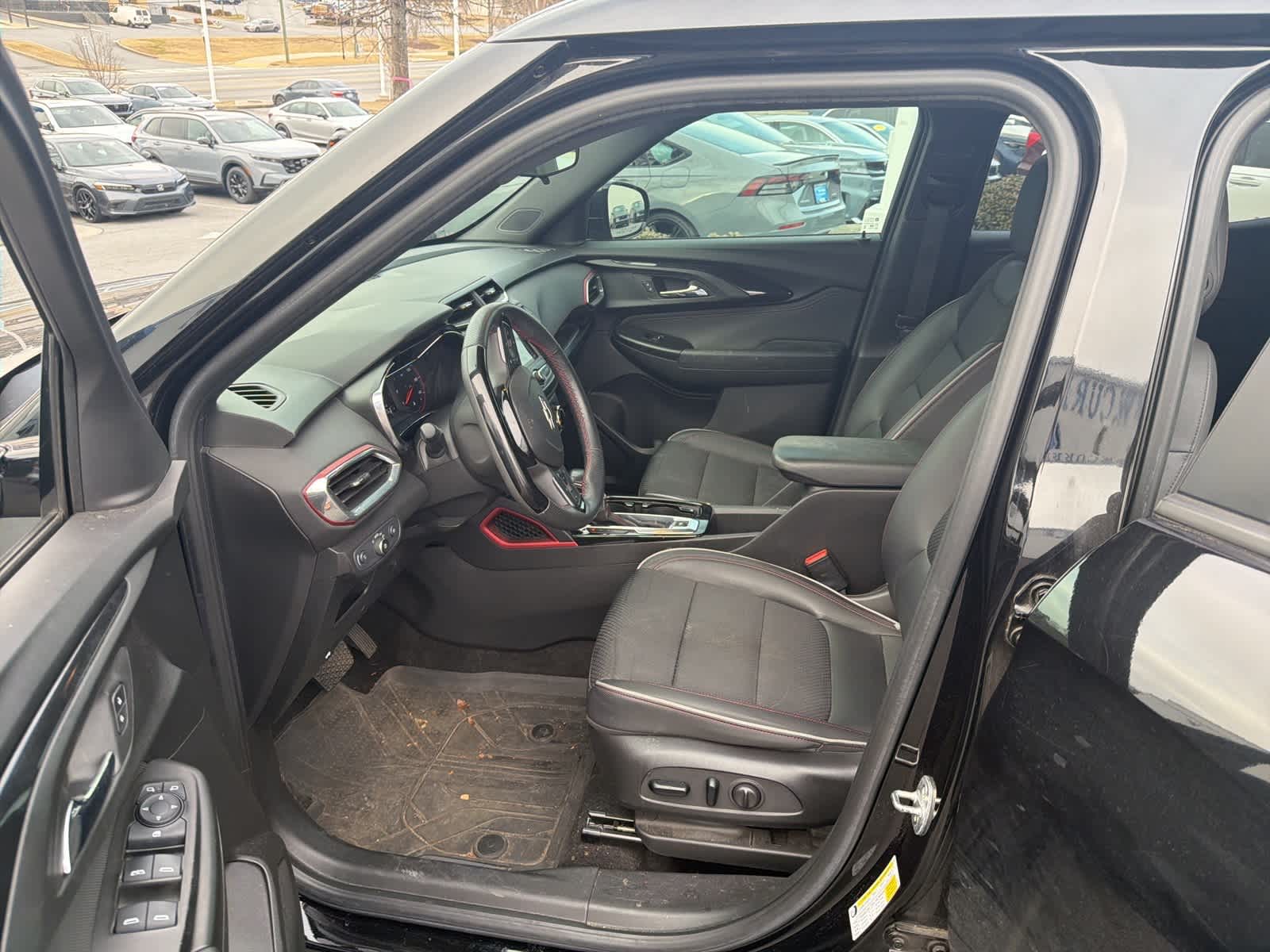 Thumbnail: 2022 Chevrolet TrailBlazer - 16