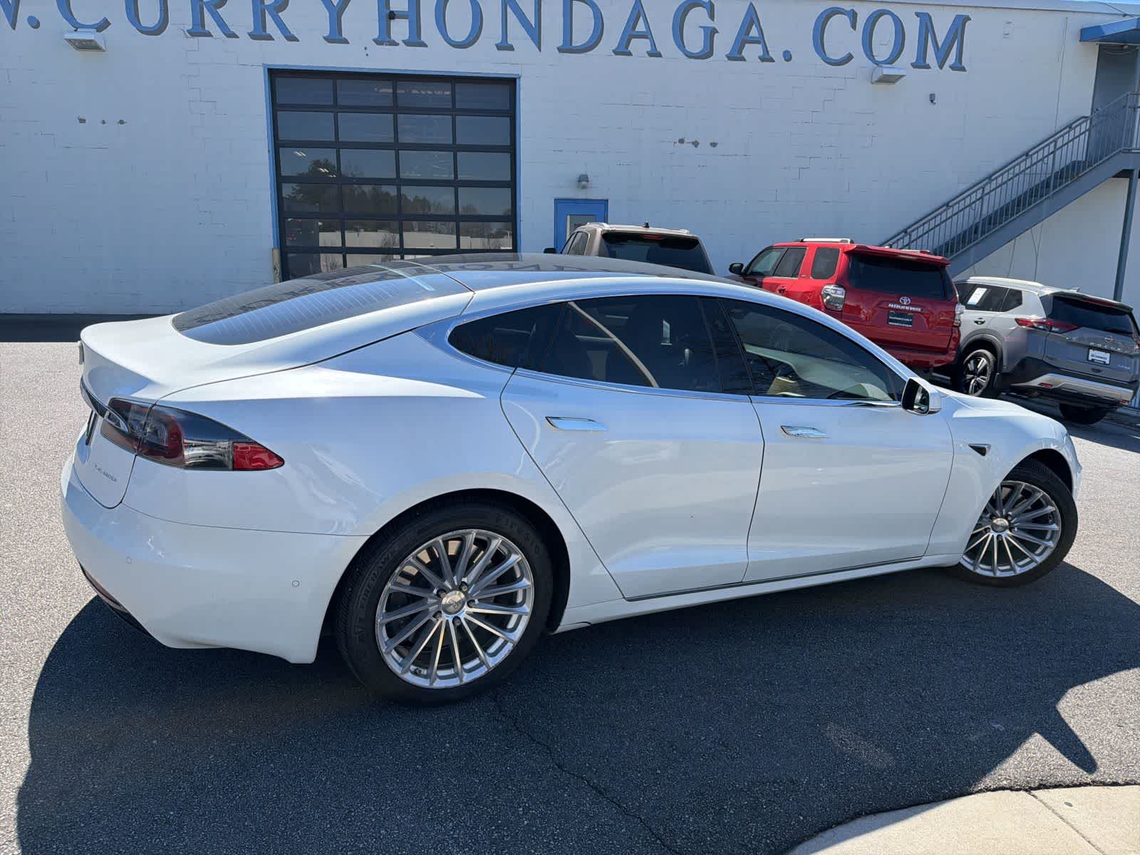 Thumbnail: 2020 Tesla Model S - 11