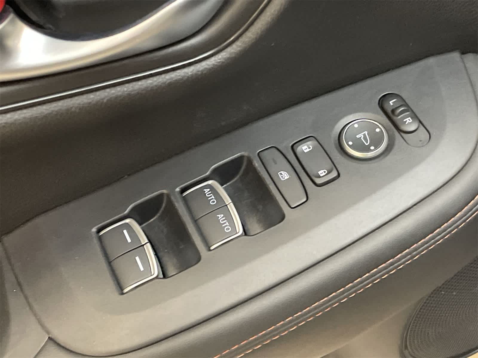 Thumbnail: 2025 Honda HR-V - 16