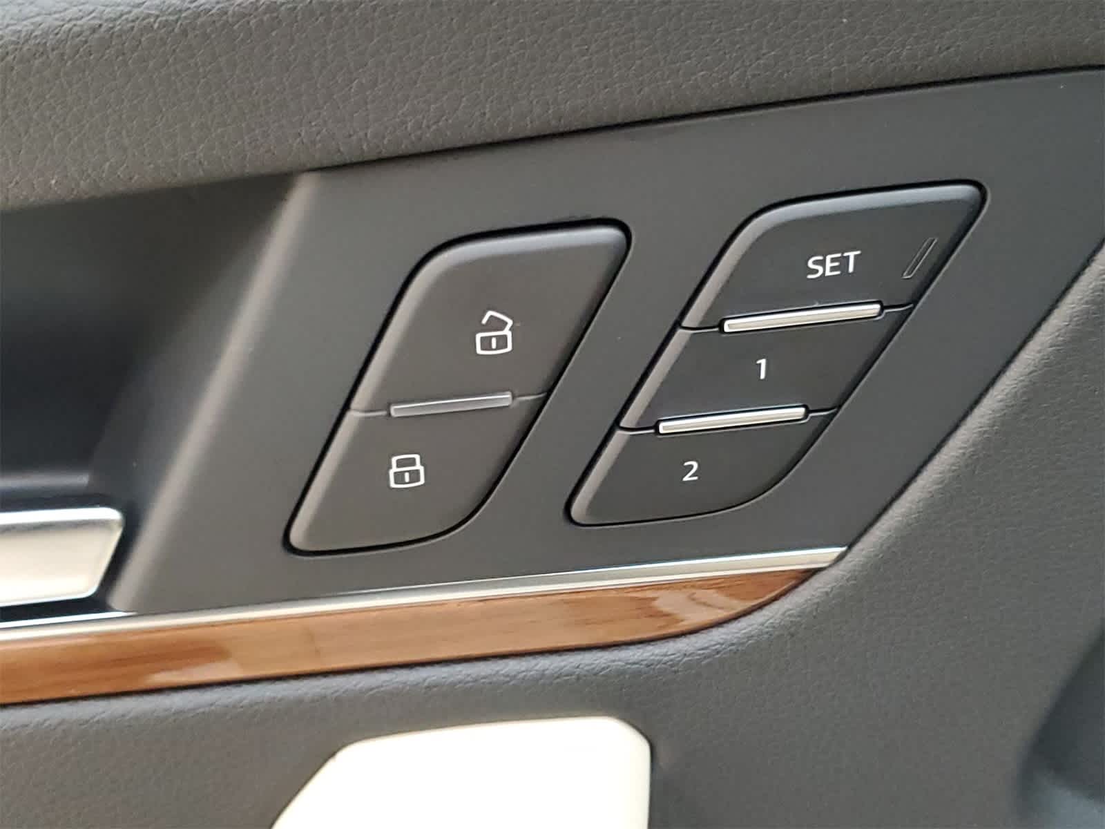 Thumbnail: 2024 Audi Q5 - 17