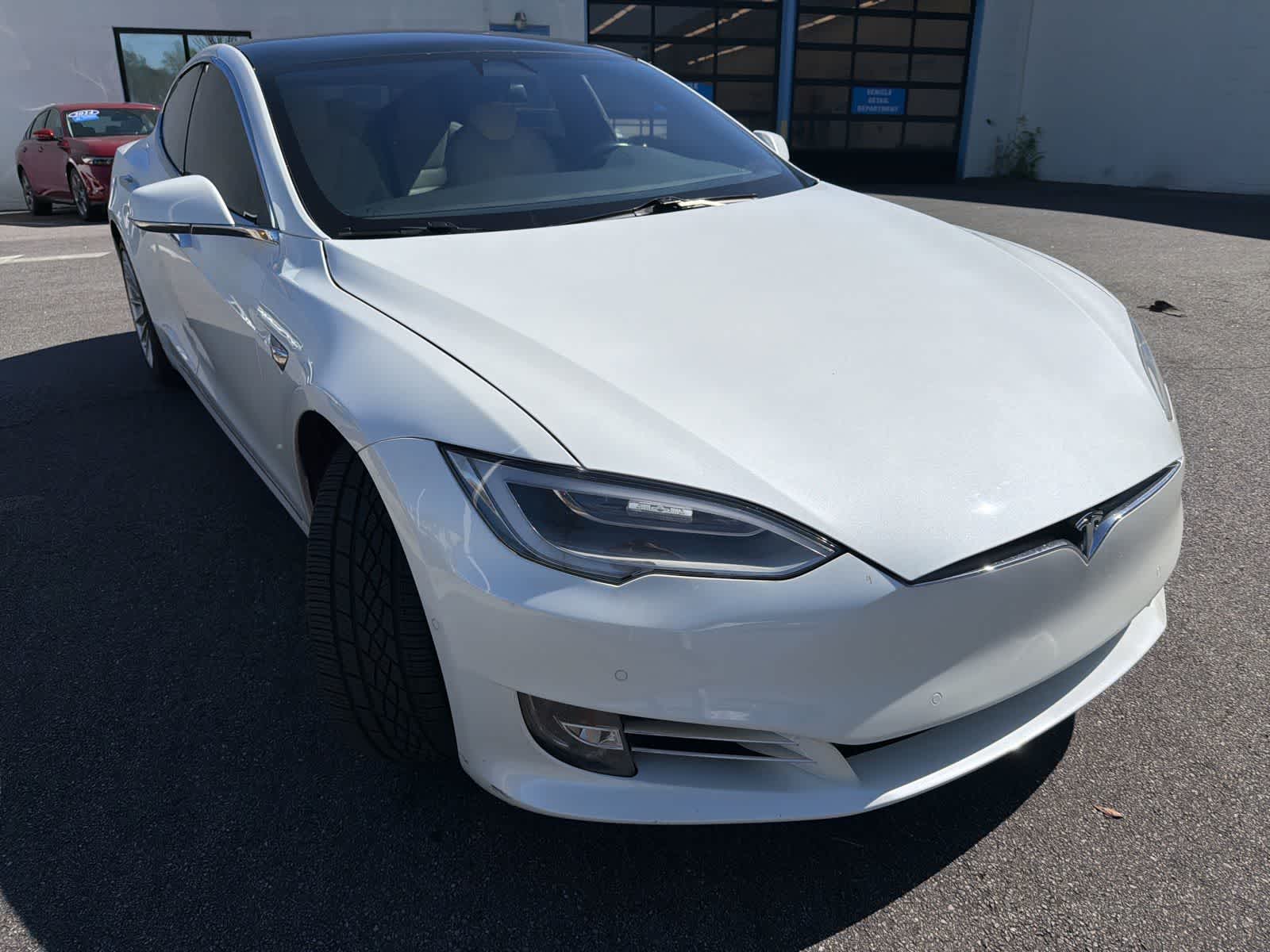 Thumbnail: 2020 Tesla Model S - 13