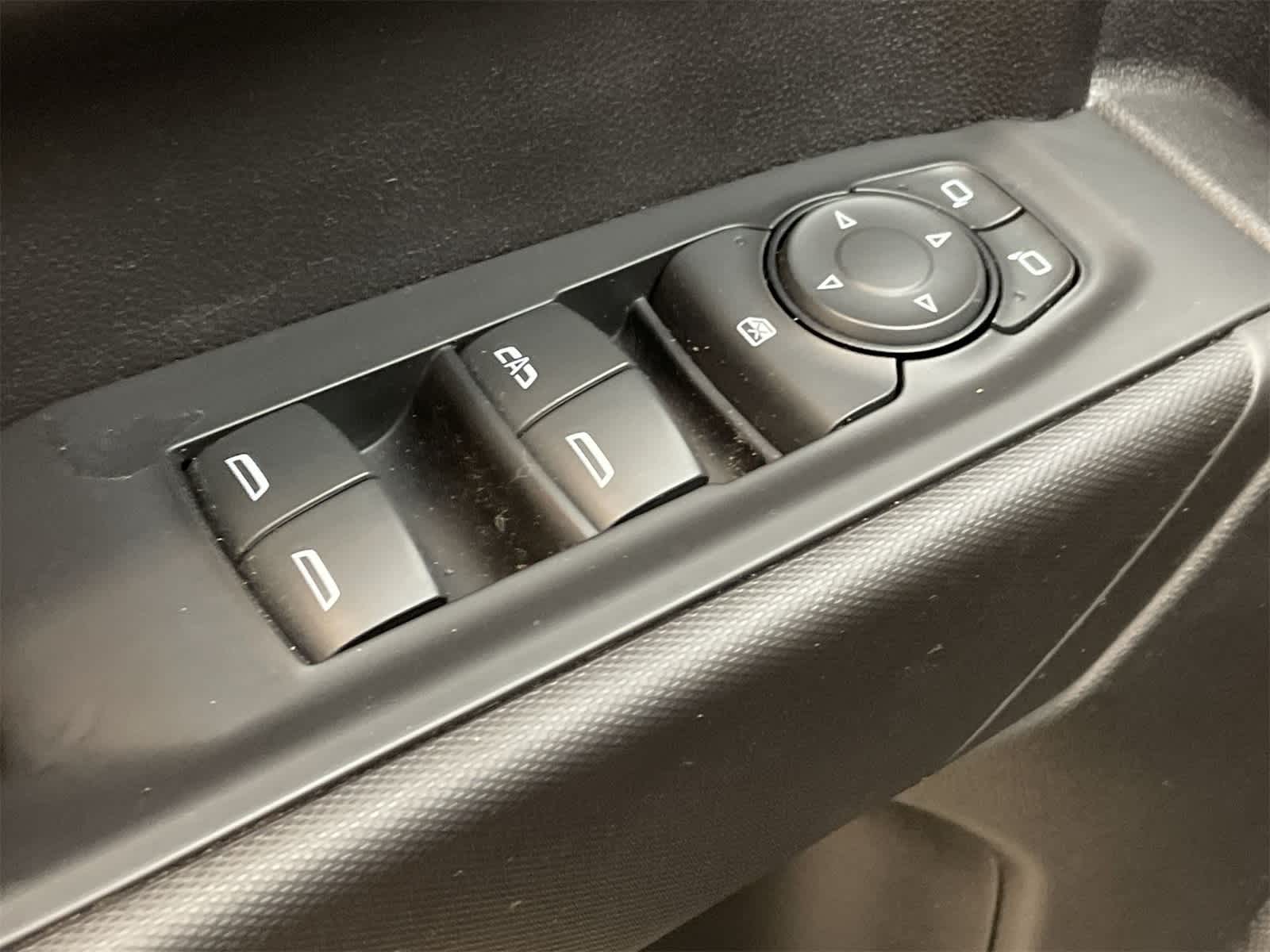 Thumbnail: 2021 Chevrolet Silverado 1500 - 13