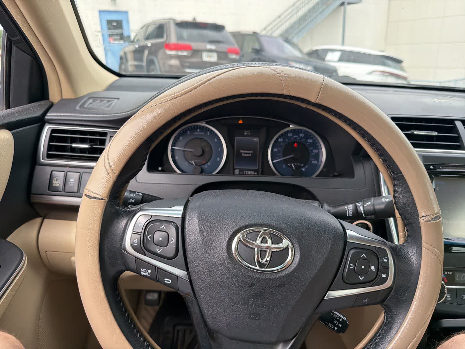 Thumbnail: 2015 Toyota Camry - 25