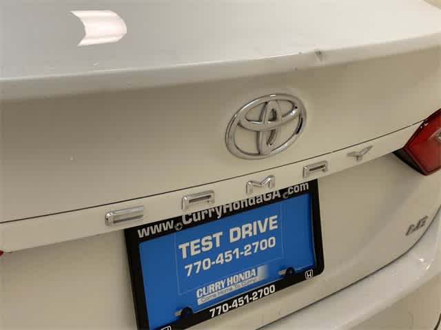 2018 Toyota Camry LE 20