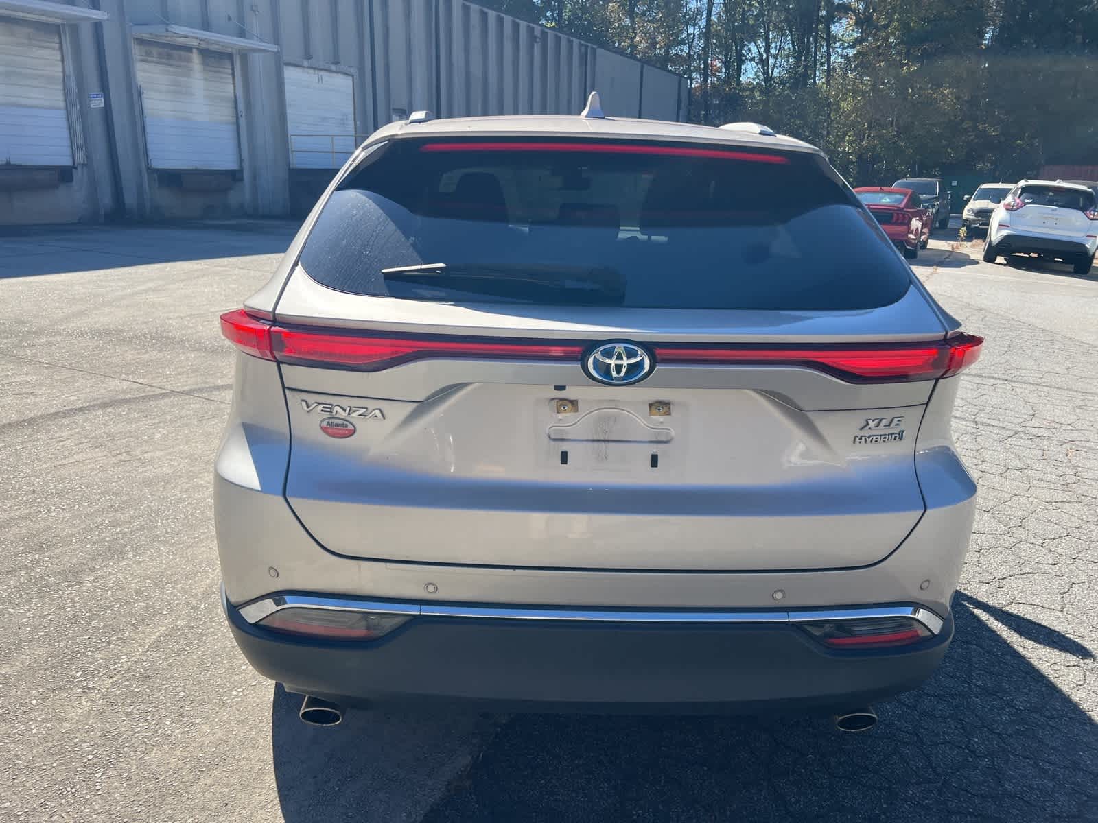 Thumbnail: 2021 Toyota Venza - 9