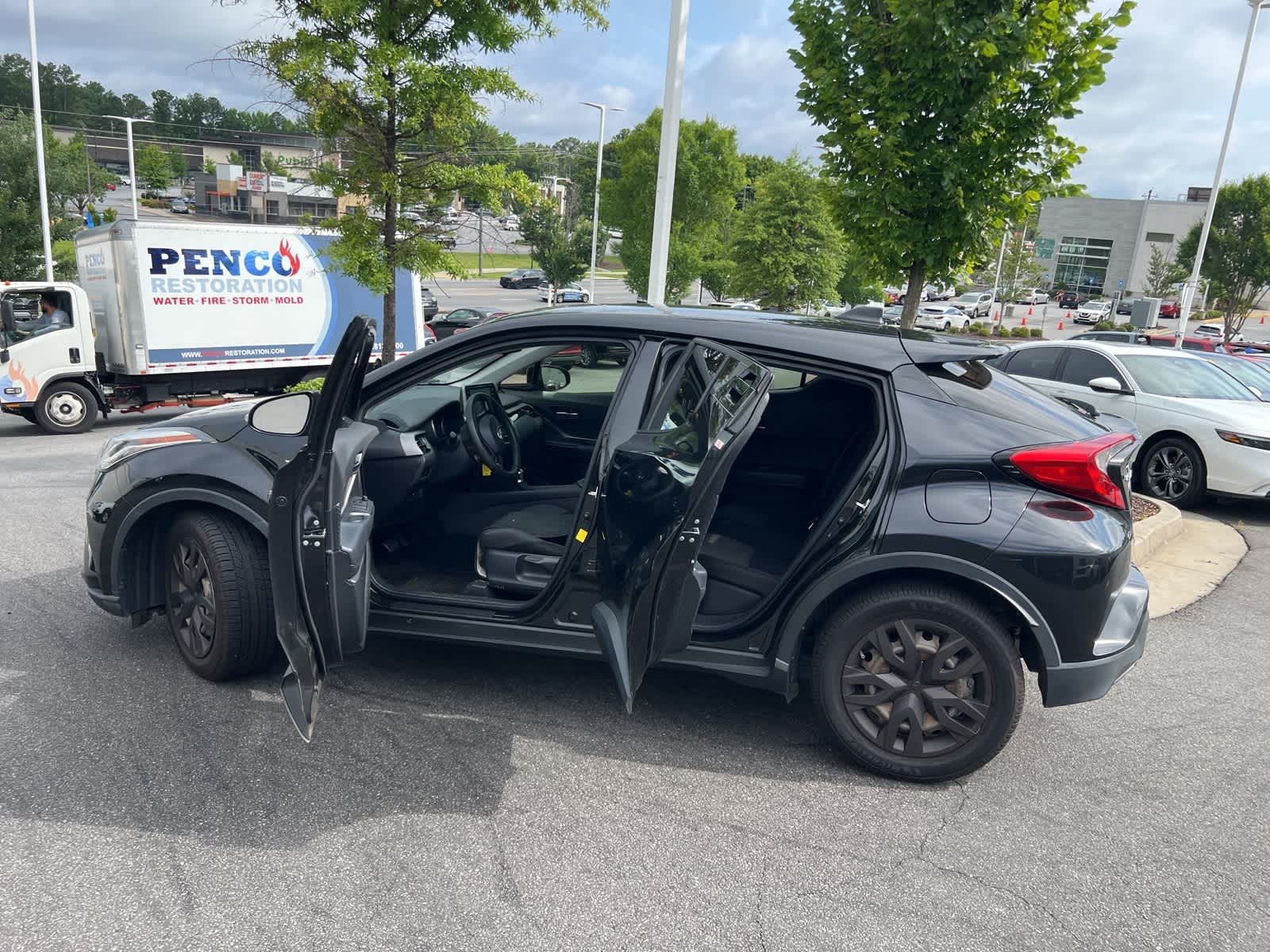 2020 Toyota C-HR LE 17