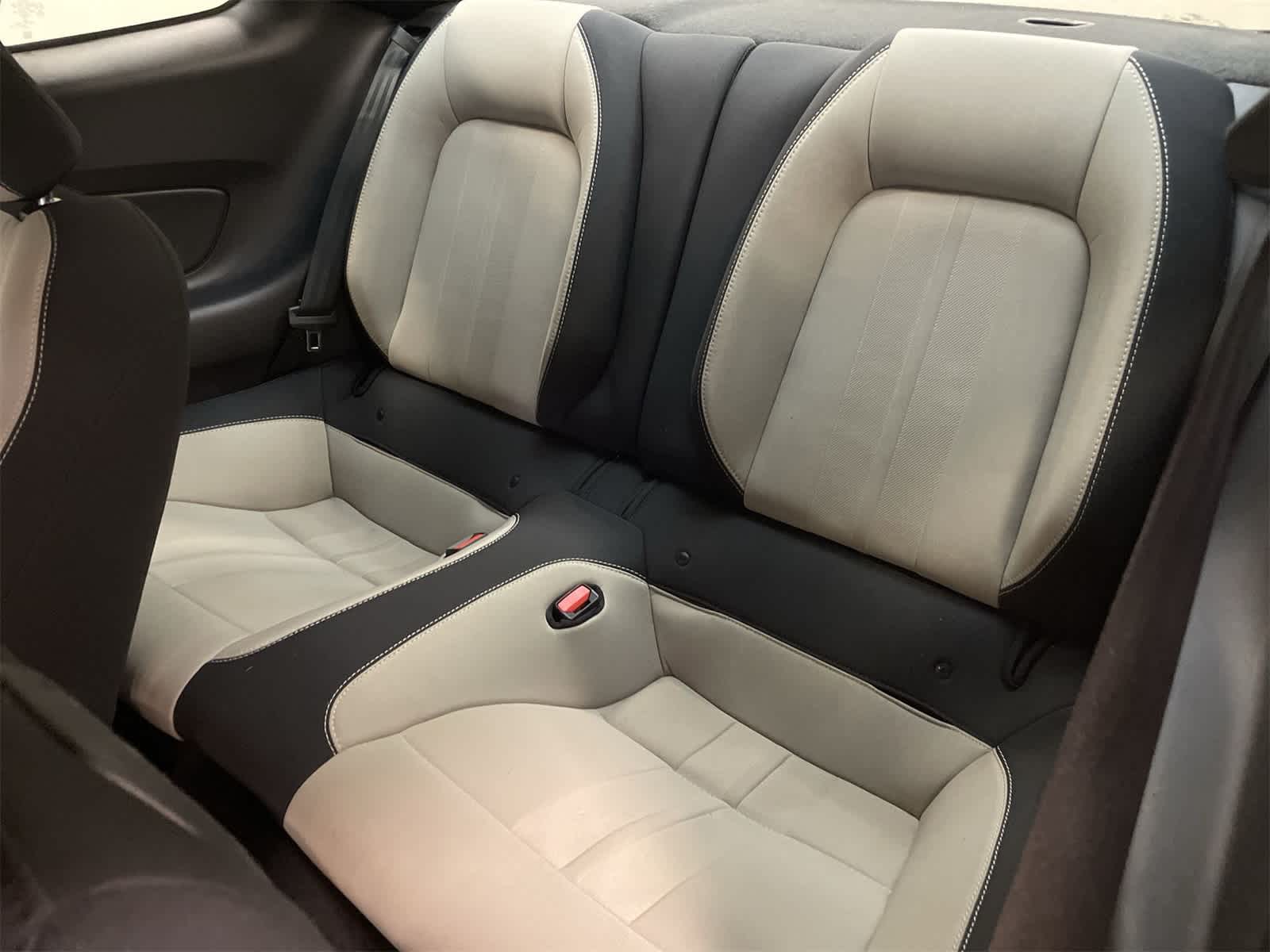 Thumbnail: 2022 Ford Mustang - 18