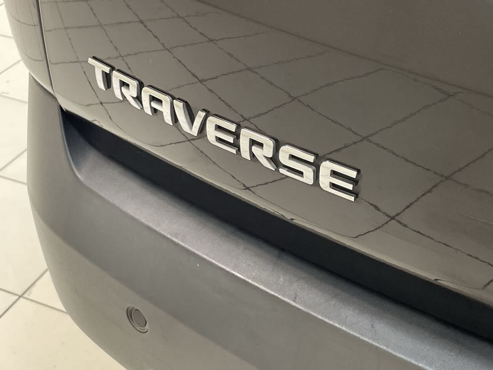 Thumbnail: 2019 Chevrolet Traverse - 21