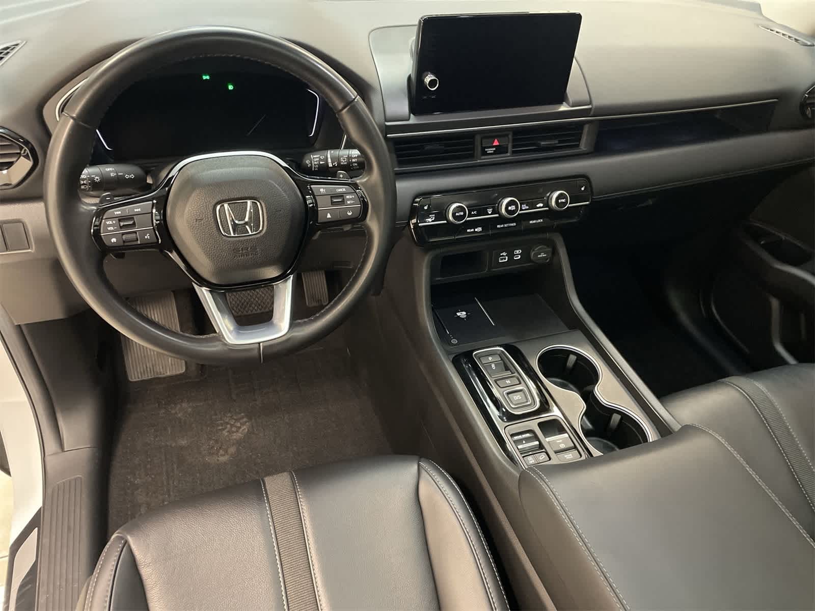 Thumbnail: 2024 Honda Pilot - 21