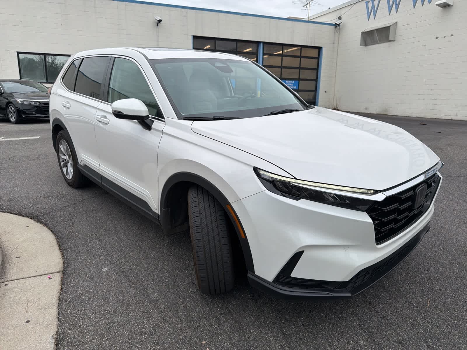 Thumbnail: 2023 Honda CR-V - 11