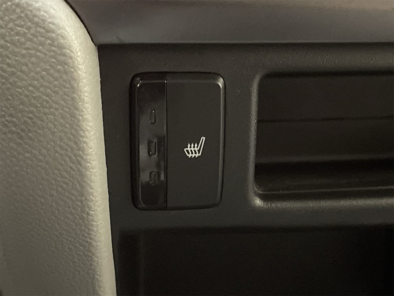 Thumbnail: 2019 Honda Pilot - 6