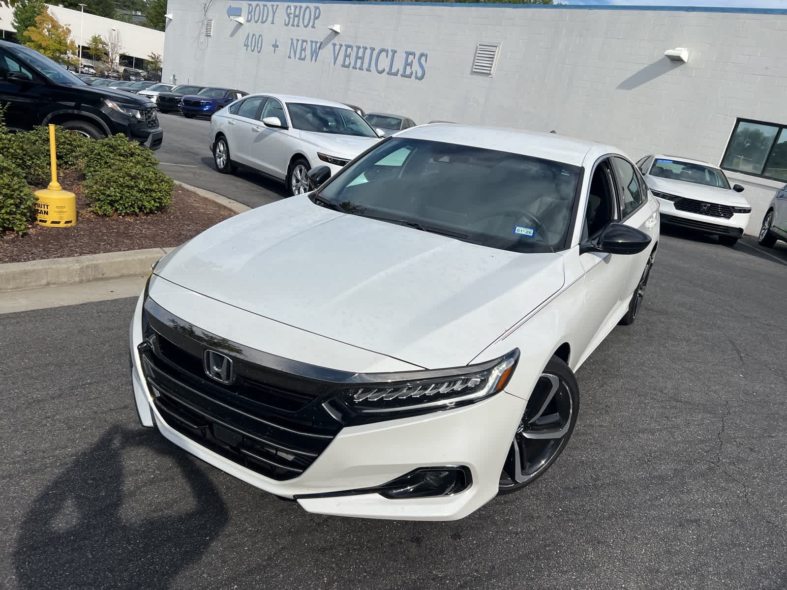 Thumbnail: 2022 Honda Accord - 3