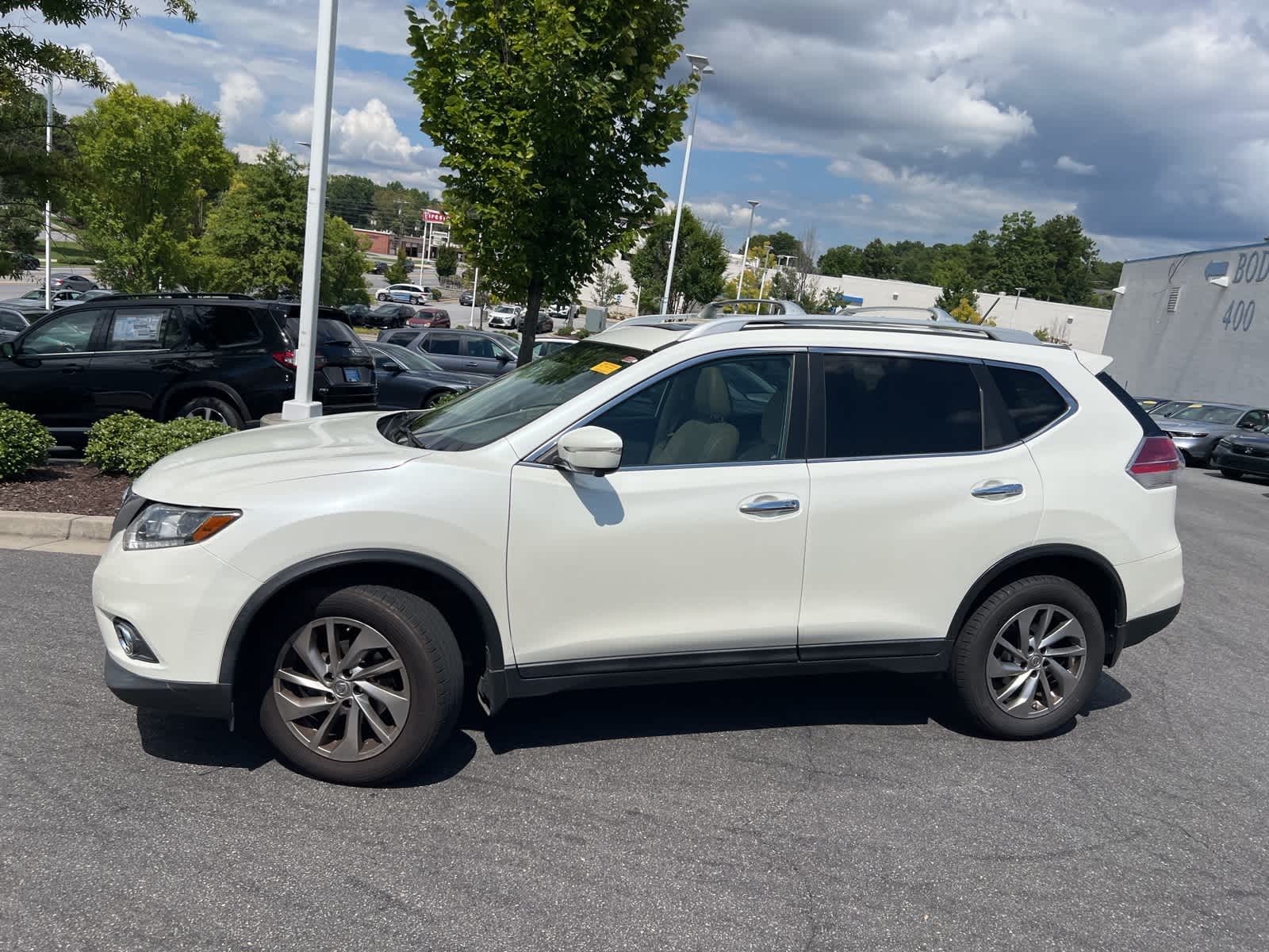 Thumbnail: 2015 Nissan Rogue - 6