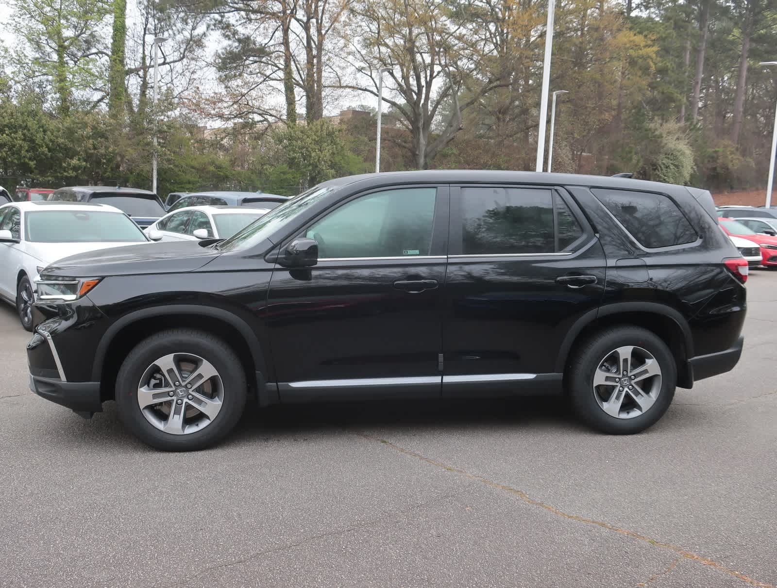 Thumbnail: 2025 Honda Pilot - 2