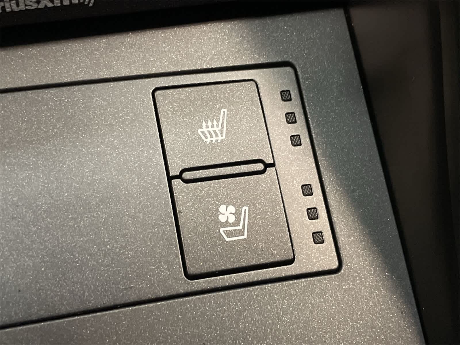 Thumbnail: 2024 Lexus IS - 6